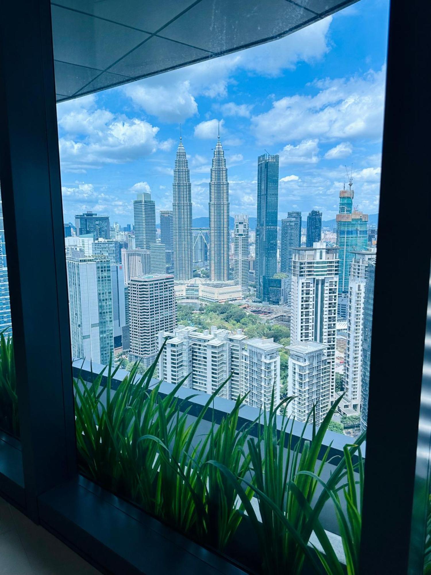 Eaton Residence Klcc Куала-Лумпур Экстерьер фото